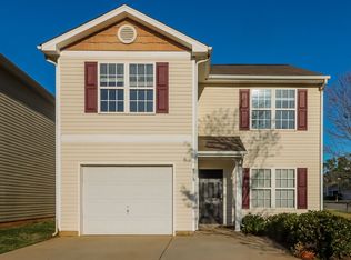 4513 Christenbury Hills Ln, Charlotte, NC 28269