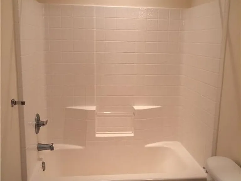 604 Teton Cir — Photo 19