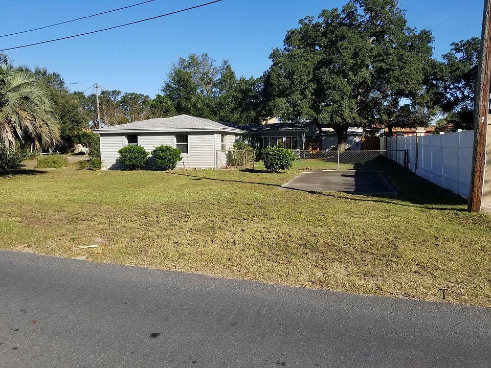 2nd image of 1209 Beachview Dr
