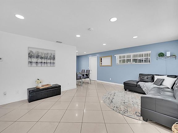 4th image of 4401 NW 11th Terrace