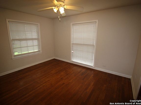 5th image of 535 W Nacogdoches St