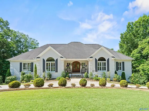 2145 Springhouse Rd SE, Huntsville, AL 35802