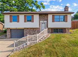 145 Cedarwood Dr, Pittsburgh, PA