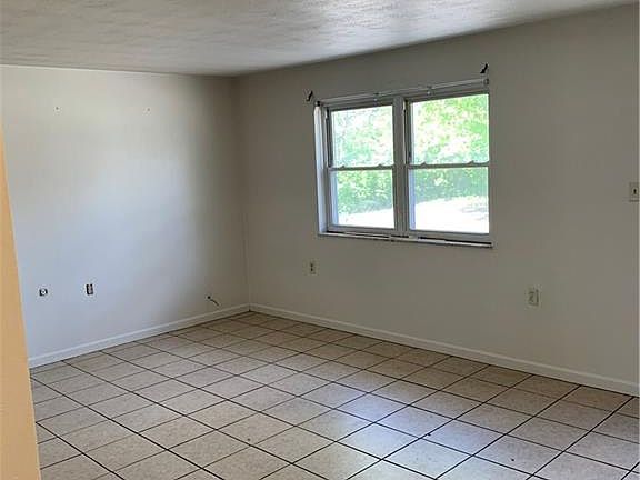 5th image of 1861 Miami Ave #1863
