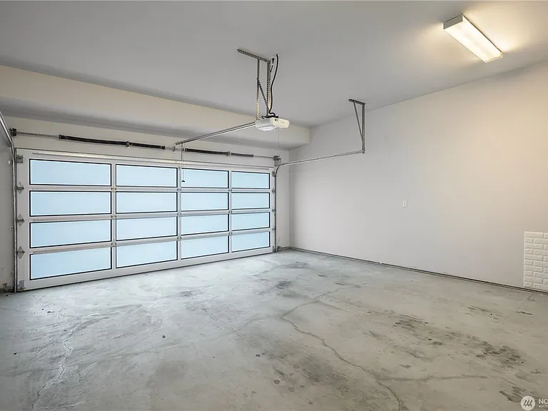 10317 Sand Point Way NE — Photo 28