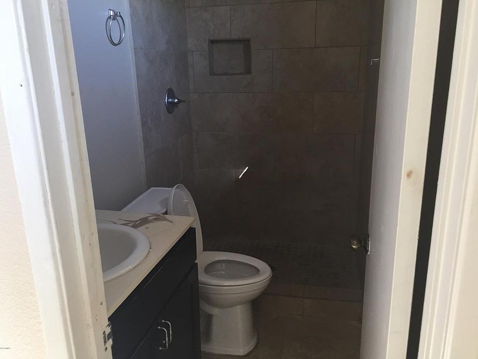 1st image of 5643 N 67th Dr