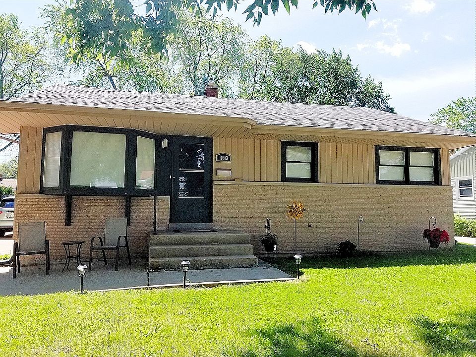 1st image of 10143 W National Ave