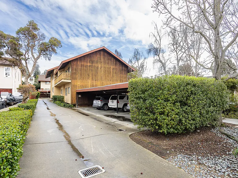 3858 Maybelle Ave — Photo 17