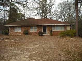 2737 Gwinette Dr, Macon, GA 31204