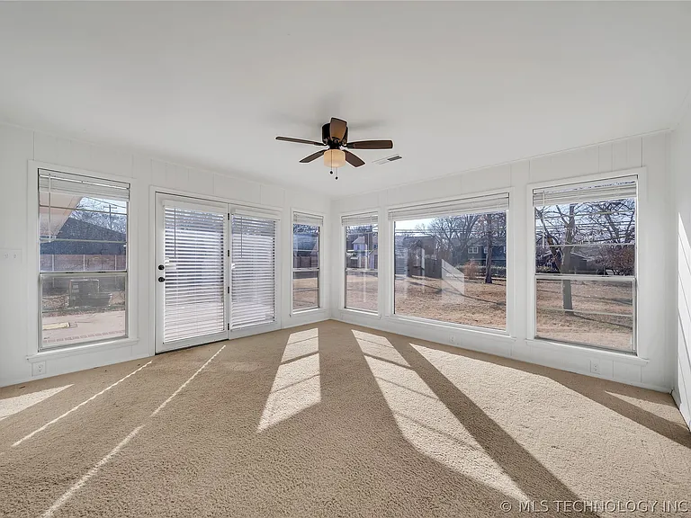 3844 E 56th Pl — Photo 11