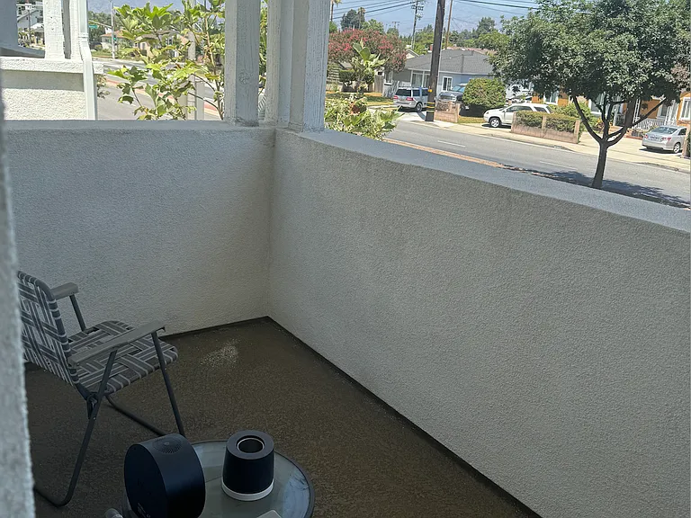 211 N Vincent Ave — Photo 15