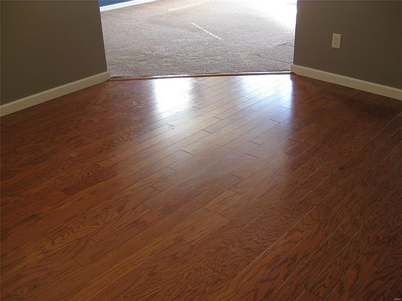 Beautiful Floors in Entry & Breakfast Room !!