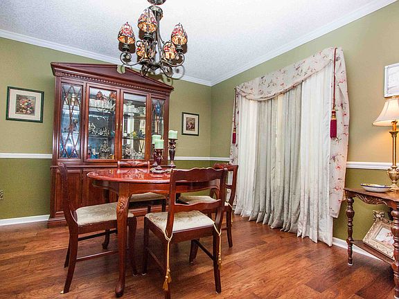 5th image of 2653 Stonegate Dr