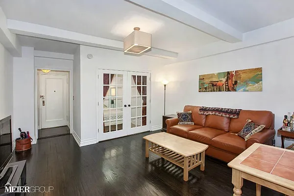 Sold by MEIER | media 8
