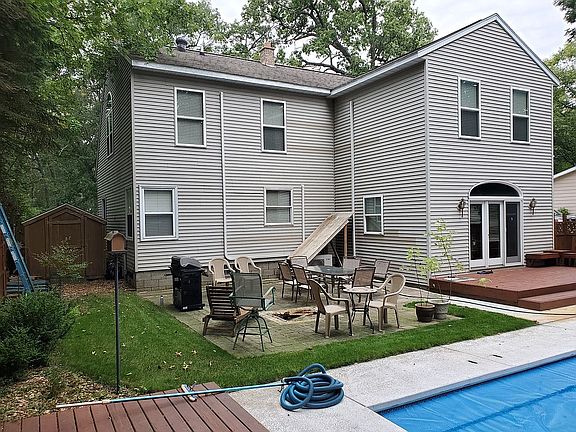 Back fenced in yard.