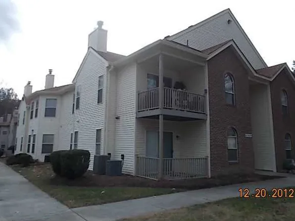 613 Mary Robert Ln #205, Newport News, VA 23608
