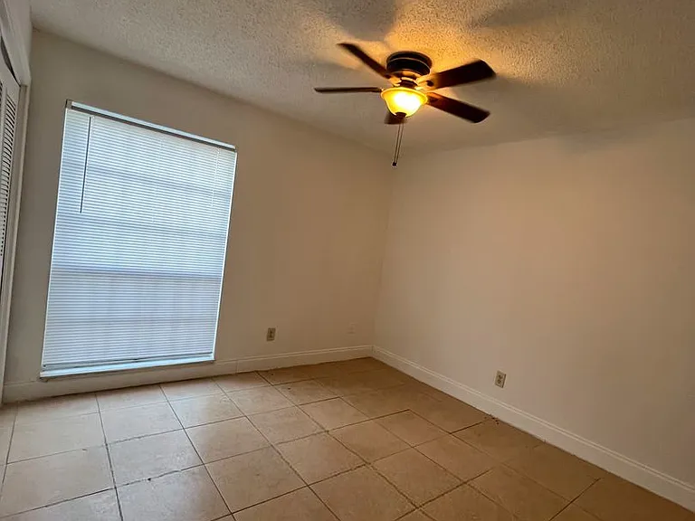 285 Wymore Rd #205 — Photo 4