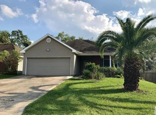 108 Ocho Rios Ln, Scott, LA 70583