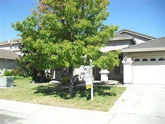 3rd image of 8849 Monterey Oaks Dr