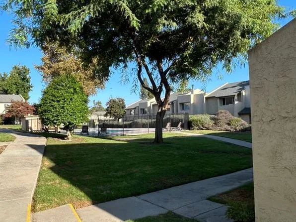 10546 Kerrigan Ct, Santee, CA 92071