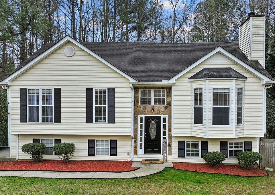 1st image of 304 Ridge Hill Cir
