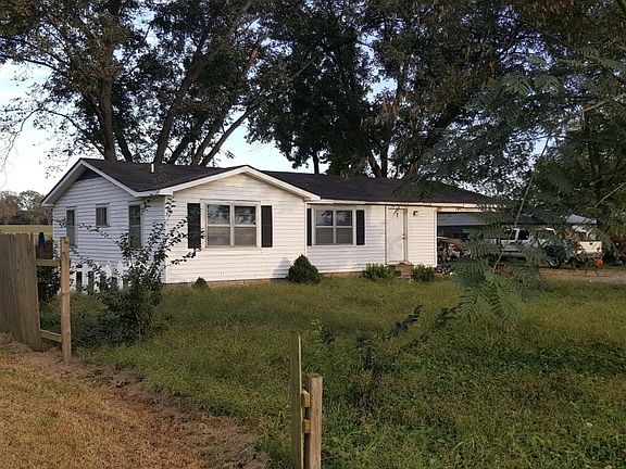 3rd image of 6040 N State Highway 137 Spur