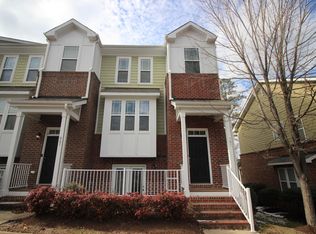 909 Morris Dale Ln, Cary, NC 27519