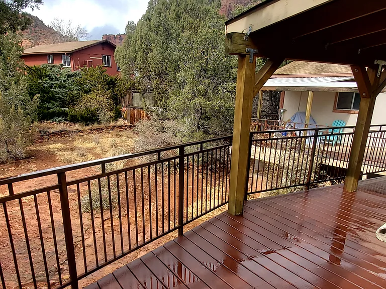 735 Sunshine Ln — Photo 9
