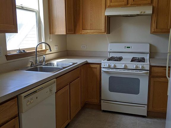 5th image of 1468 Cambria Dr Unit 4