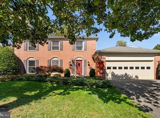 18110 Darnell Dr, Olney, MD 20832