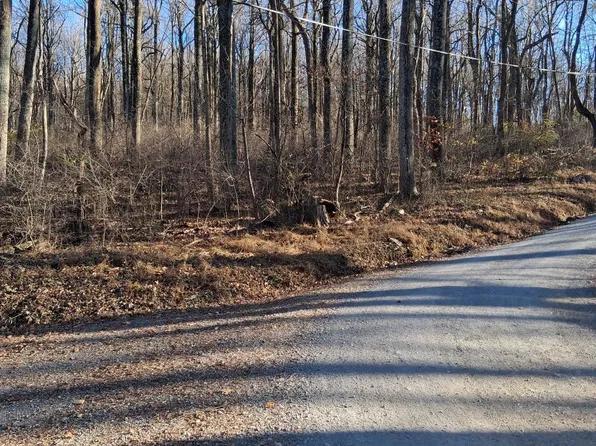 Reid Dr, Front Royal, VA 22630