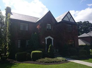 194 Gardner Rd, Brookline, MA 02445