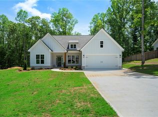 270 Harmony Woods Dr, Dallas, GA 30157