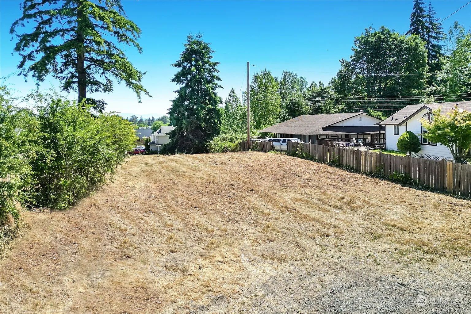 4301 E M Street photo 1