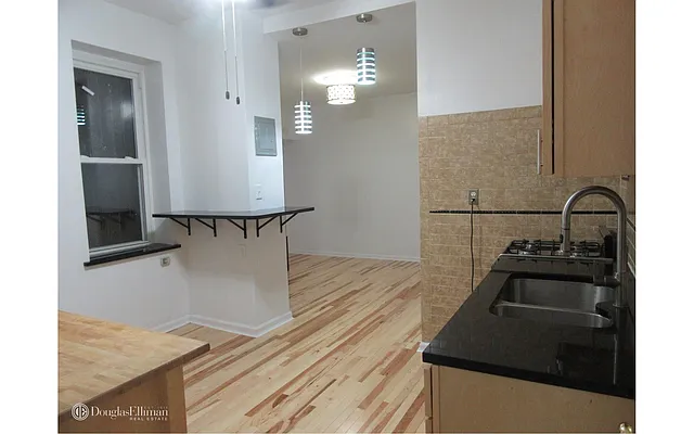 Rented by Douglas Elliman | media 14