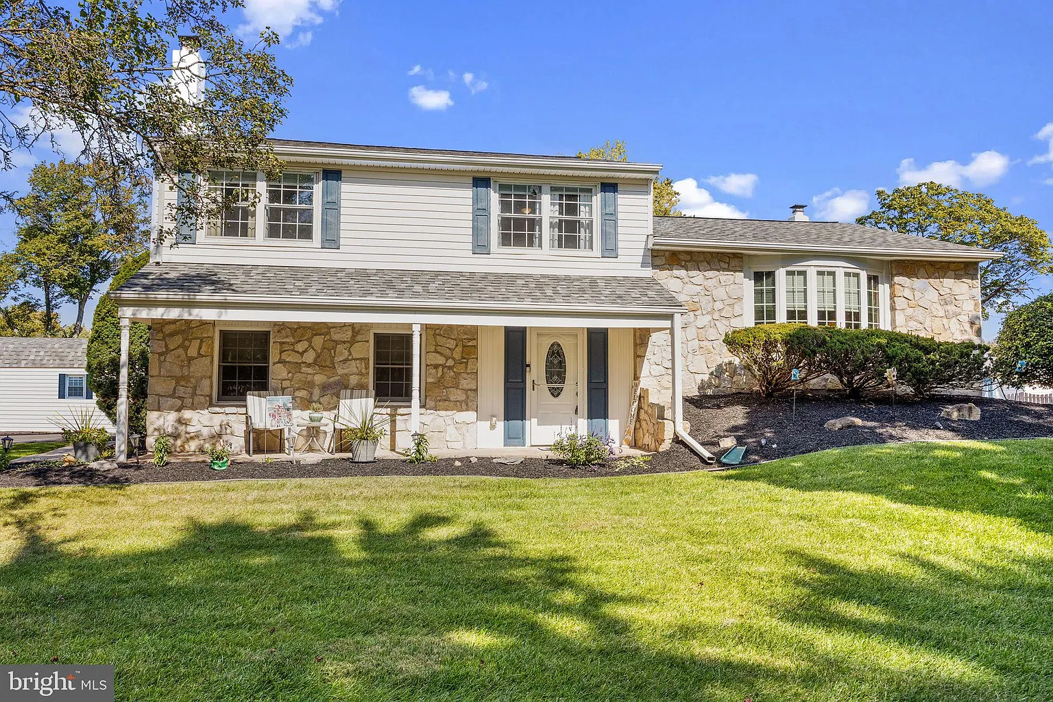 377 Holly Dr photo 1