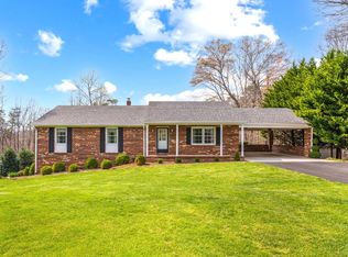 129 Quail Ridge Dr, Altavista, VA 24517