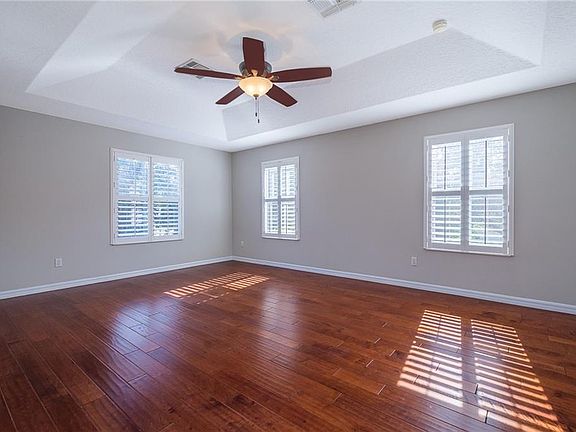 3rd image of 1949 Breezy Hill Dr