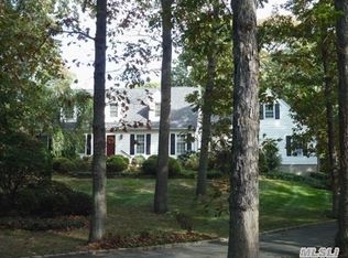 5 Sylvester Rd, Wading River, NY 11792