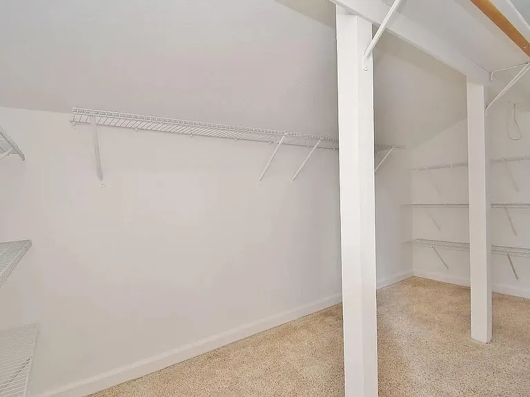 4074 Twin Peaks Ter — Photo 12