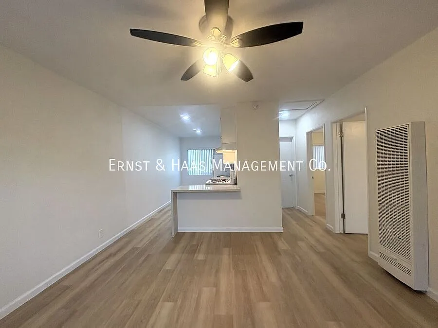 Building Photo - 1615 Rose Ave #9