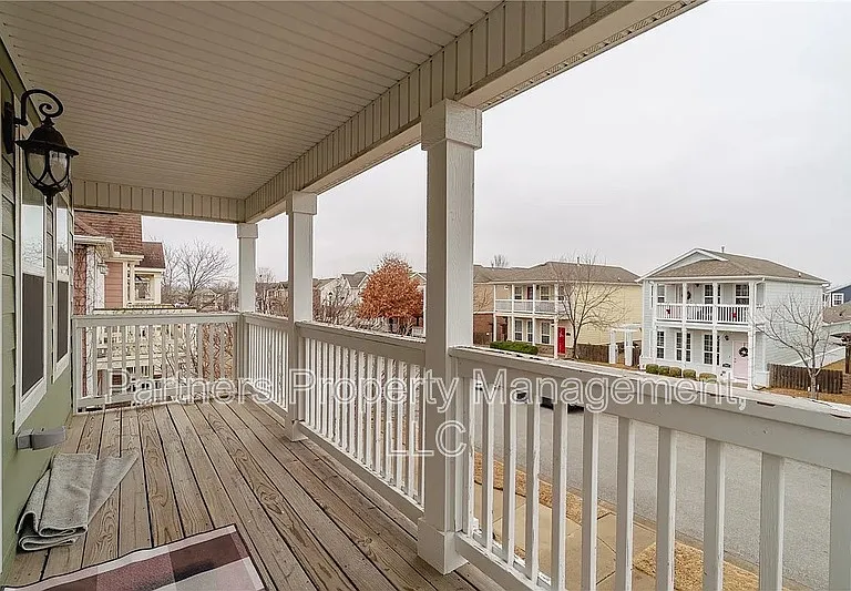 606 N Tennyson Ln — Photo 18