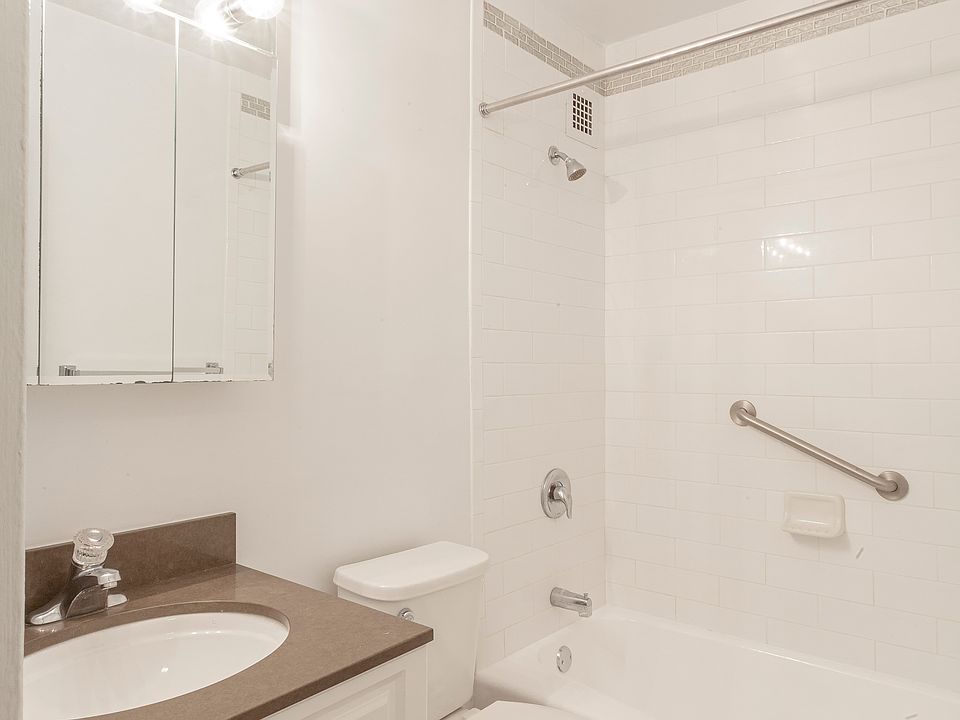1st image of 8200 Boulevard East #9C