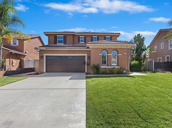 27792 Carlton Oaks St, Murrieta, CA 92562