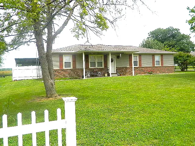 1201 W Mackey Ferry Rd photo 1