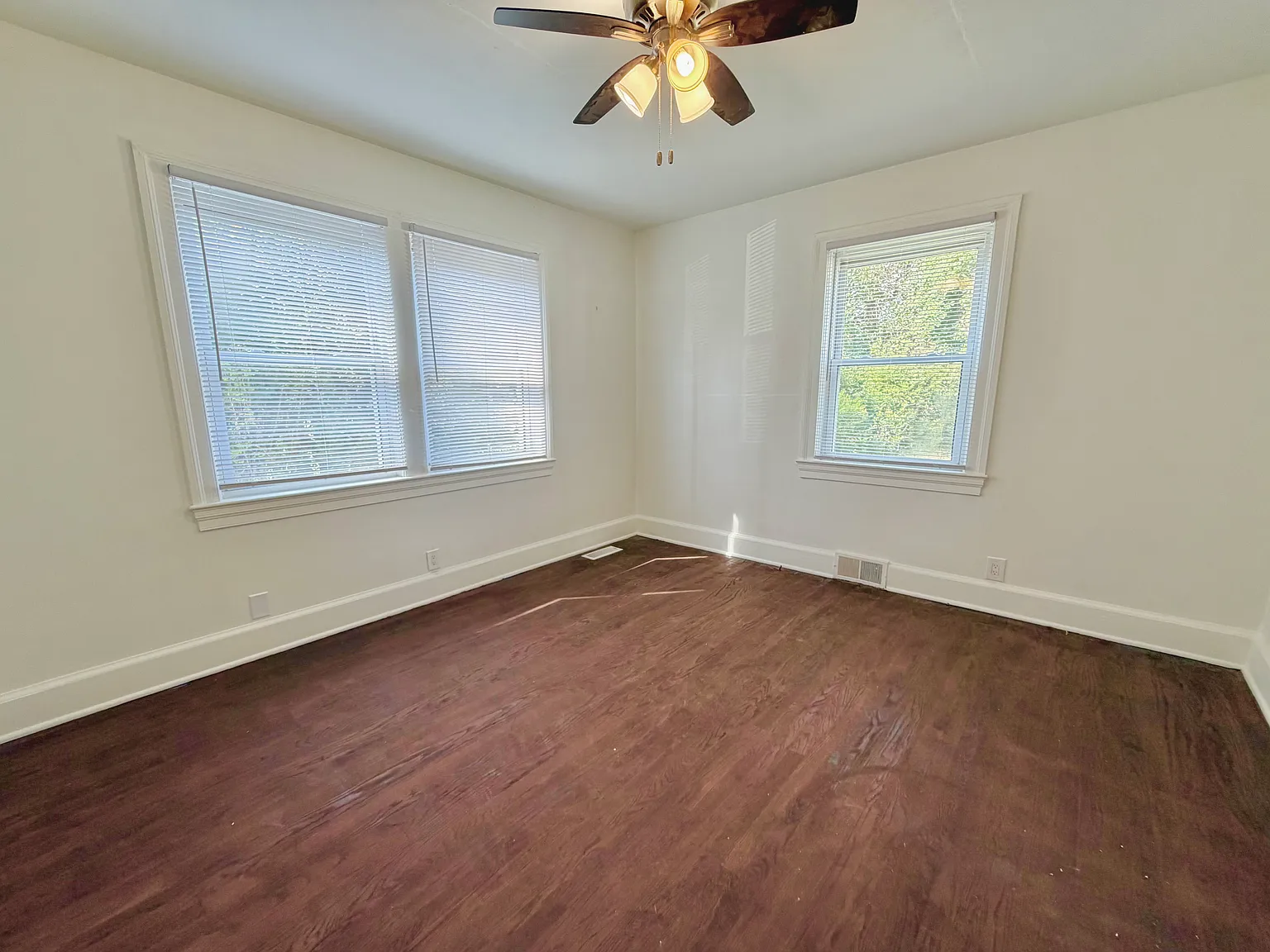 3 bed, 1485 sqft, $1,500 — Photo 1