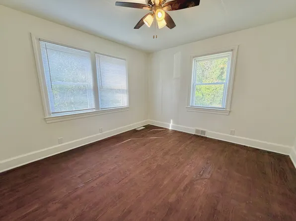 1304 Rhem St, Kinston, NC 28501