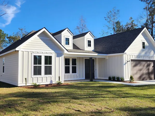 5820 Aupuni Pl, Diamondhead, MS 39525