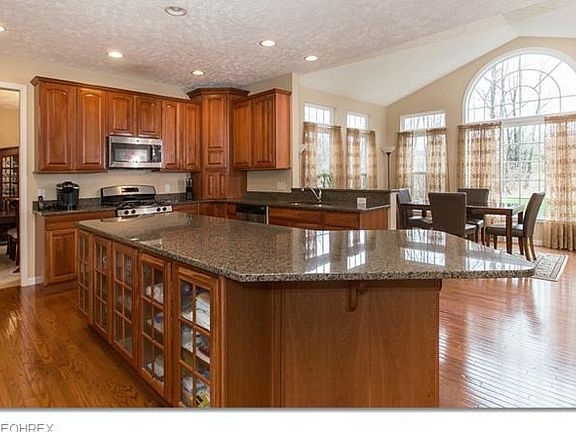 2nd image of 4788 Buckingham Dr