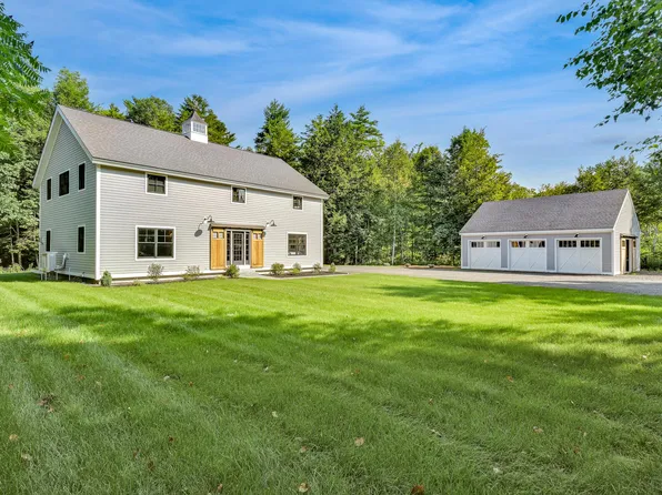 47 Pine Street, Farmingdale, ME 04344